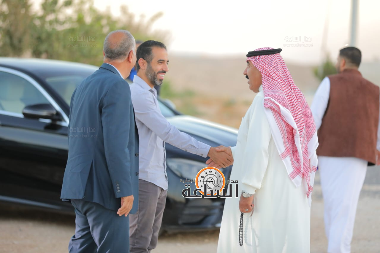 Madar Al-Saa Images 0.6513781363281632