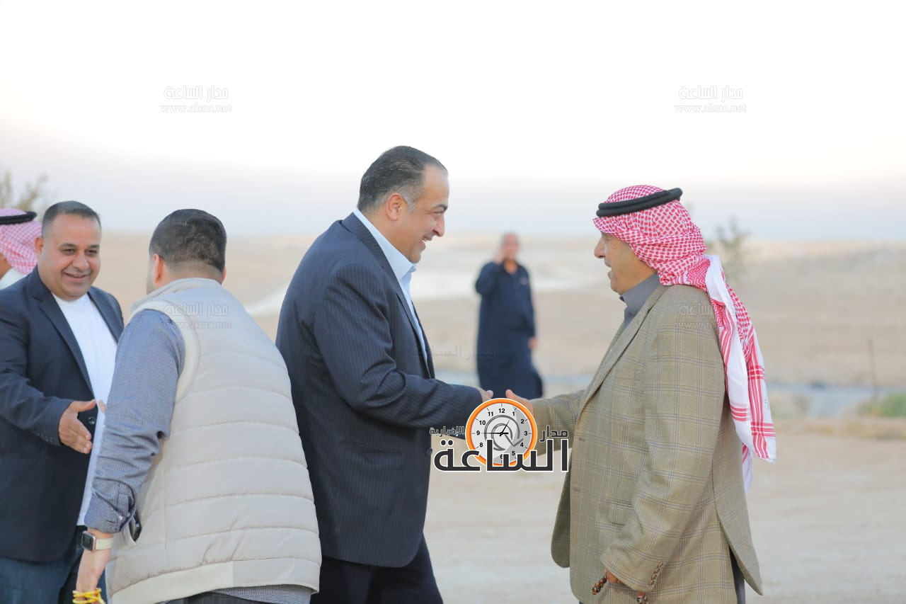 Madar Al-Saa Images 0.9574646564501184