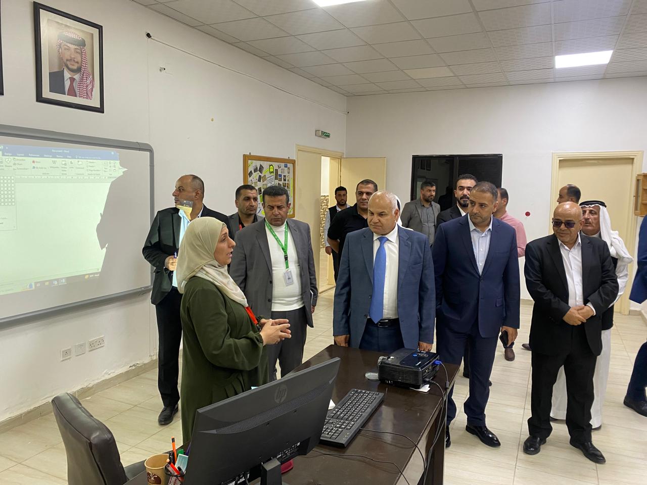 Madar Al-Saa Images 0.005318275279049045