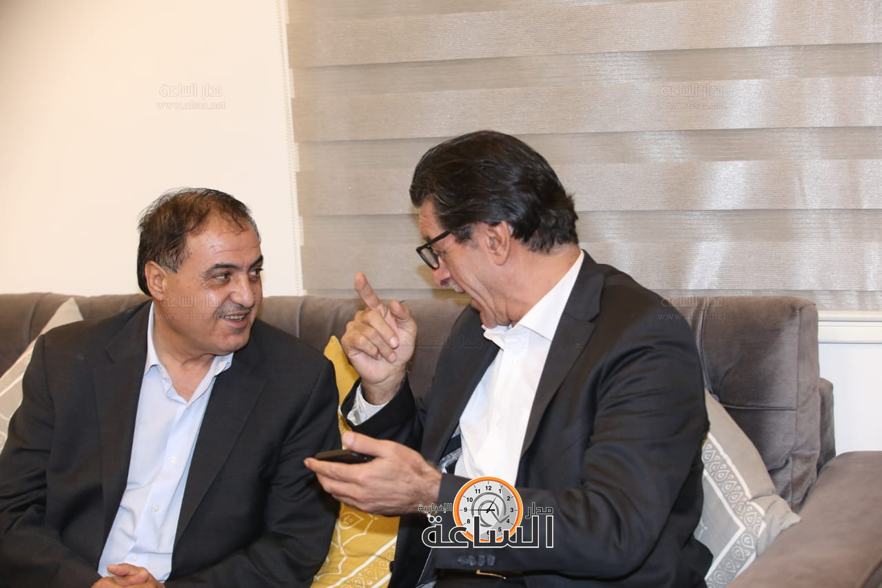 Madar Al-Saa Images 0.7825533925204686