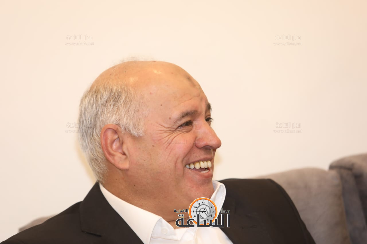 Madar Al-Saa Images 0.7372748311724324