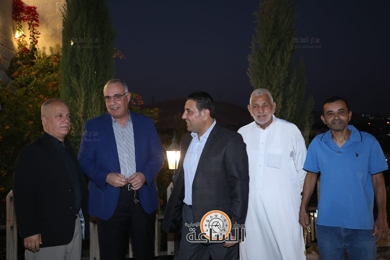 Madar Al-Saa Images 0.6387177412286371