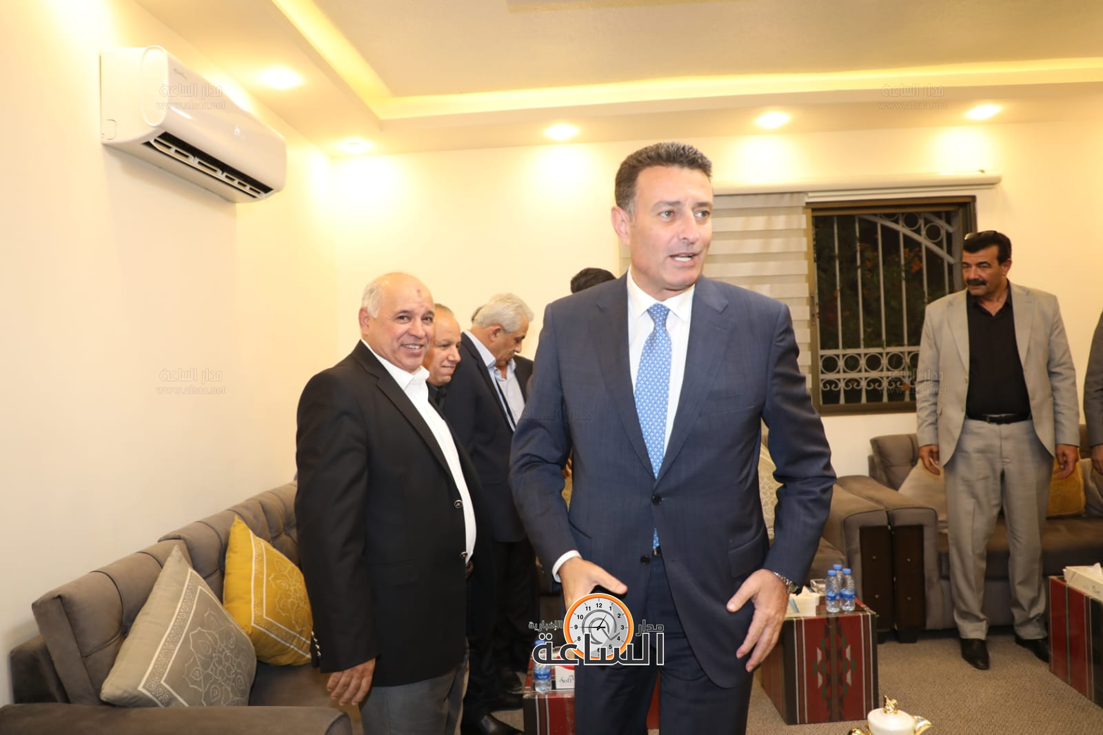 Madar Al-Saa Images 0.7232882858575505