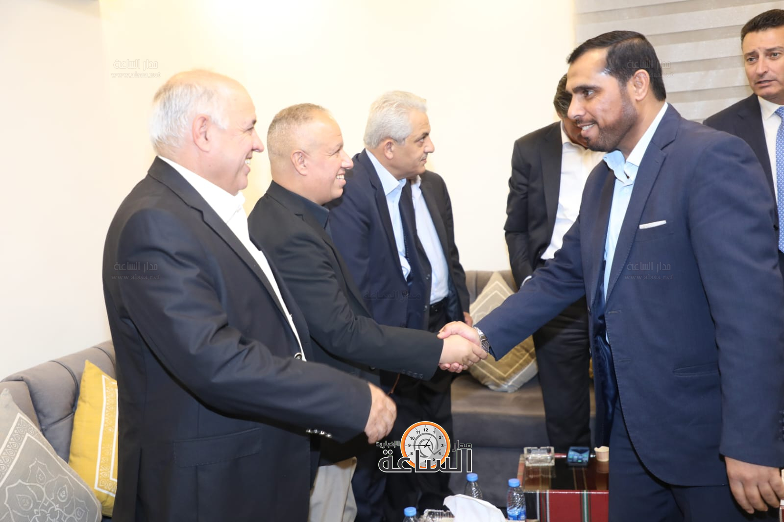 Madar Al-Saa Images 0.2167170575310784