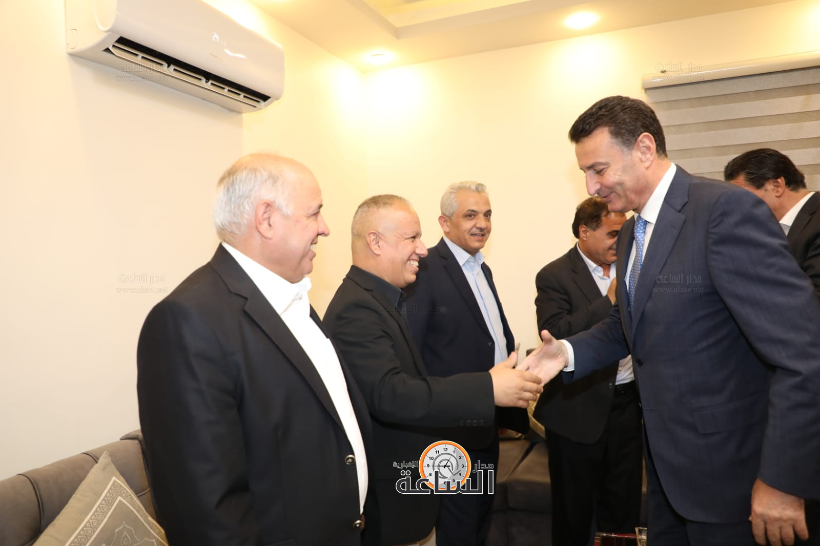 Madar Al-Saa Images 0.9604254496756381