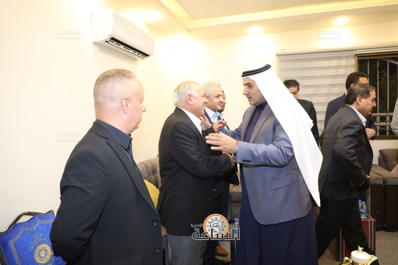 Madar Al-Saa Images 0.3200542883073749