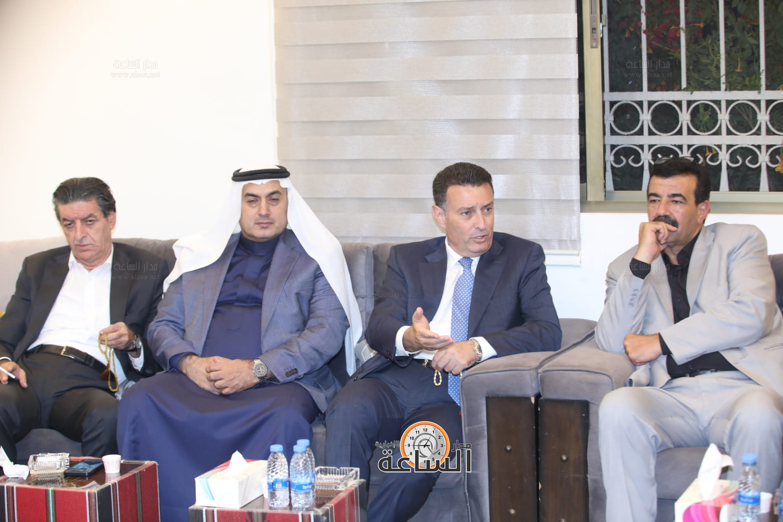 Madar Al-Saa Images 0.39160184249045504