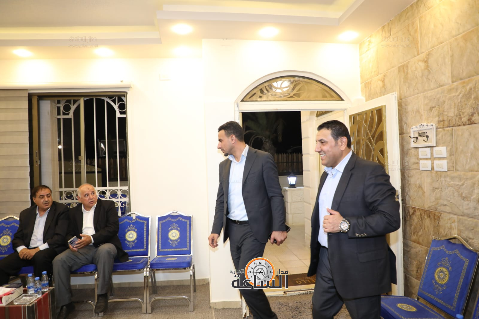 Madar Al-Saa Images 0.013319912676037271