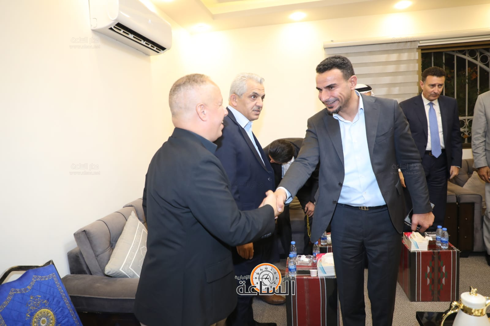 Madar Al-Saa Images 0.274699553403867