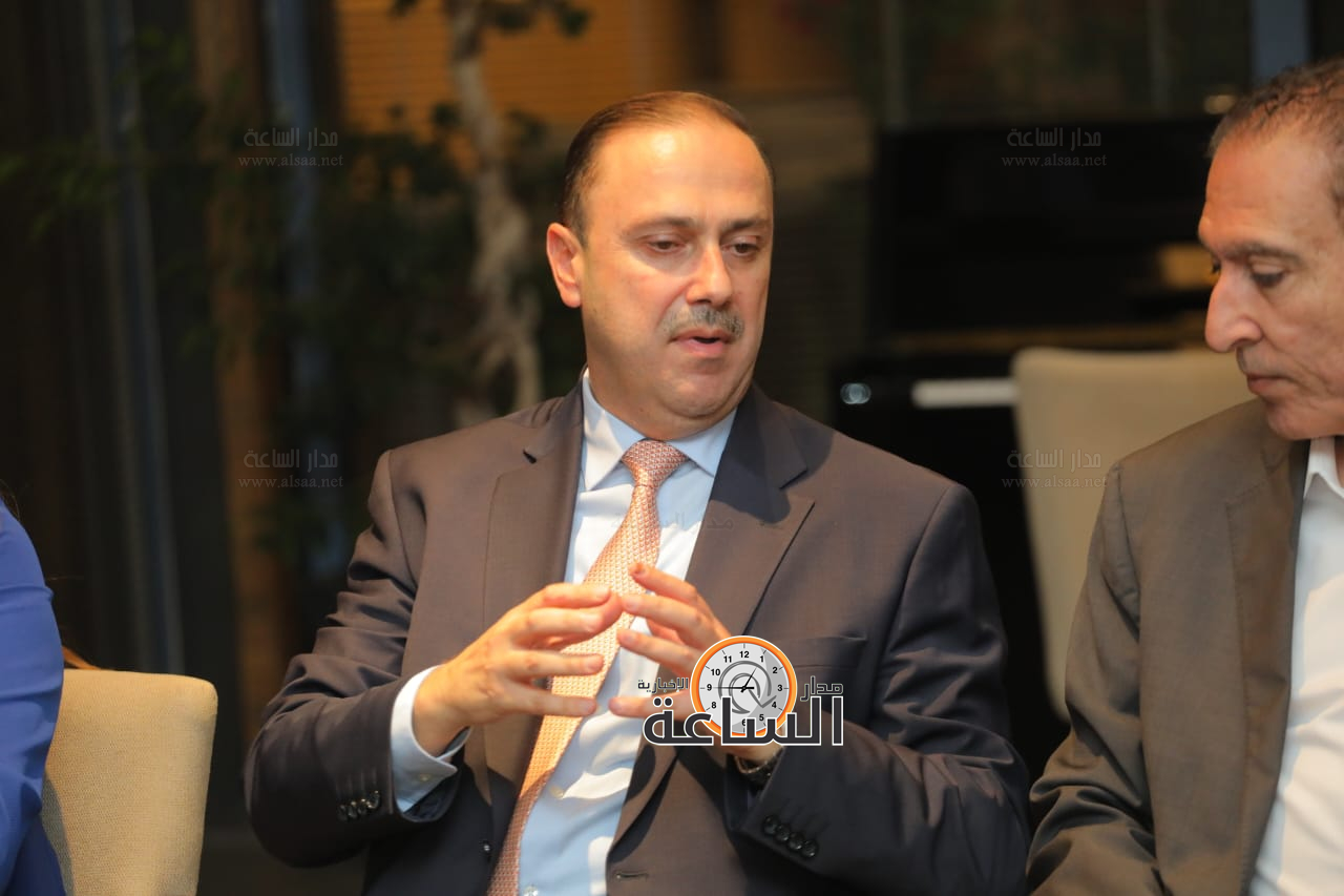 Madar Al-Saa Images 0.13035436065486738