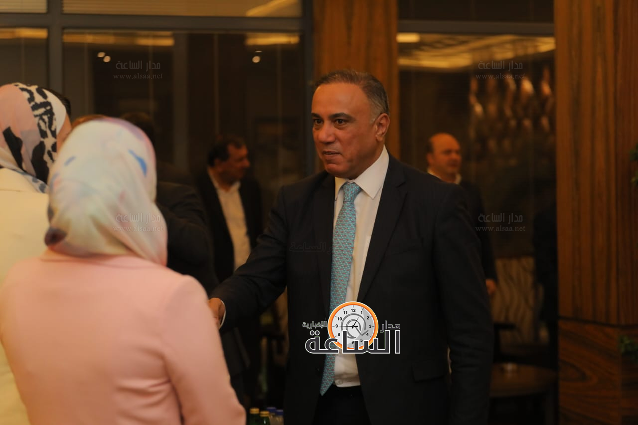 Madar Al-Saa Images 0.6507863372449378