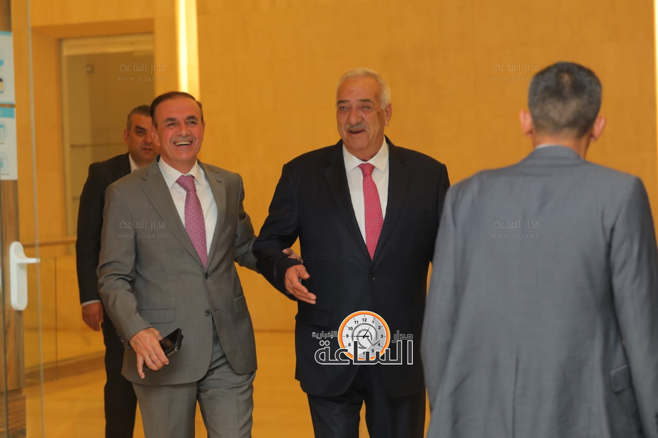 Madar Al-Saa Images 0.45839331663571325