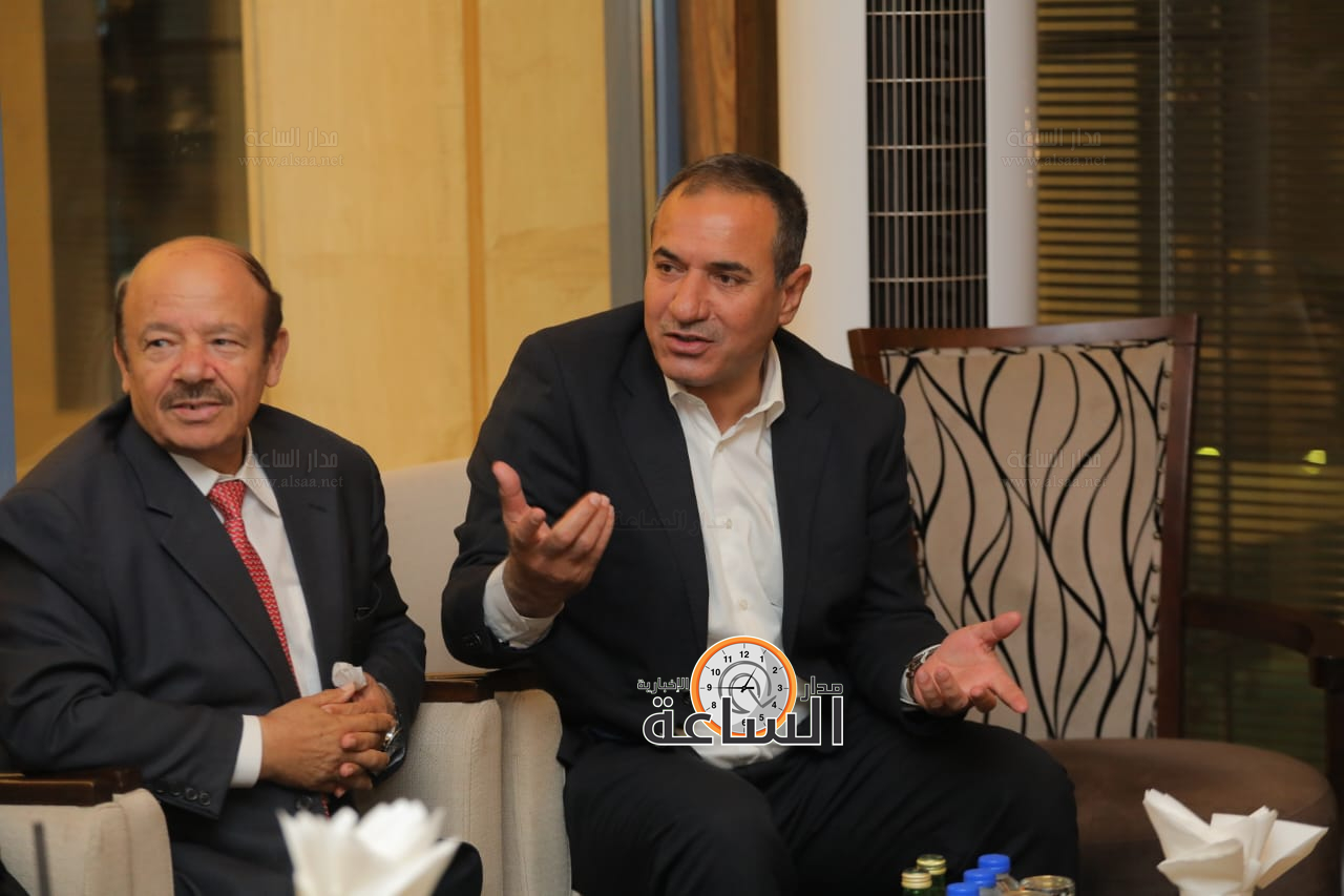 Madar Al-Saa Images 0.790953876896773