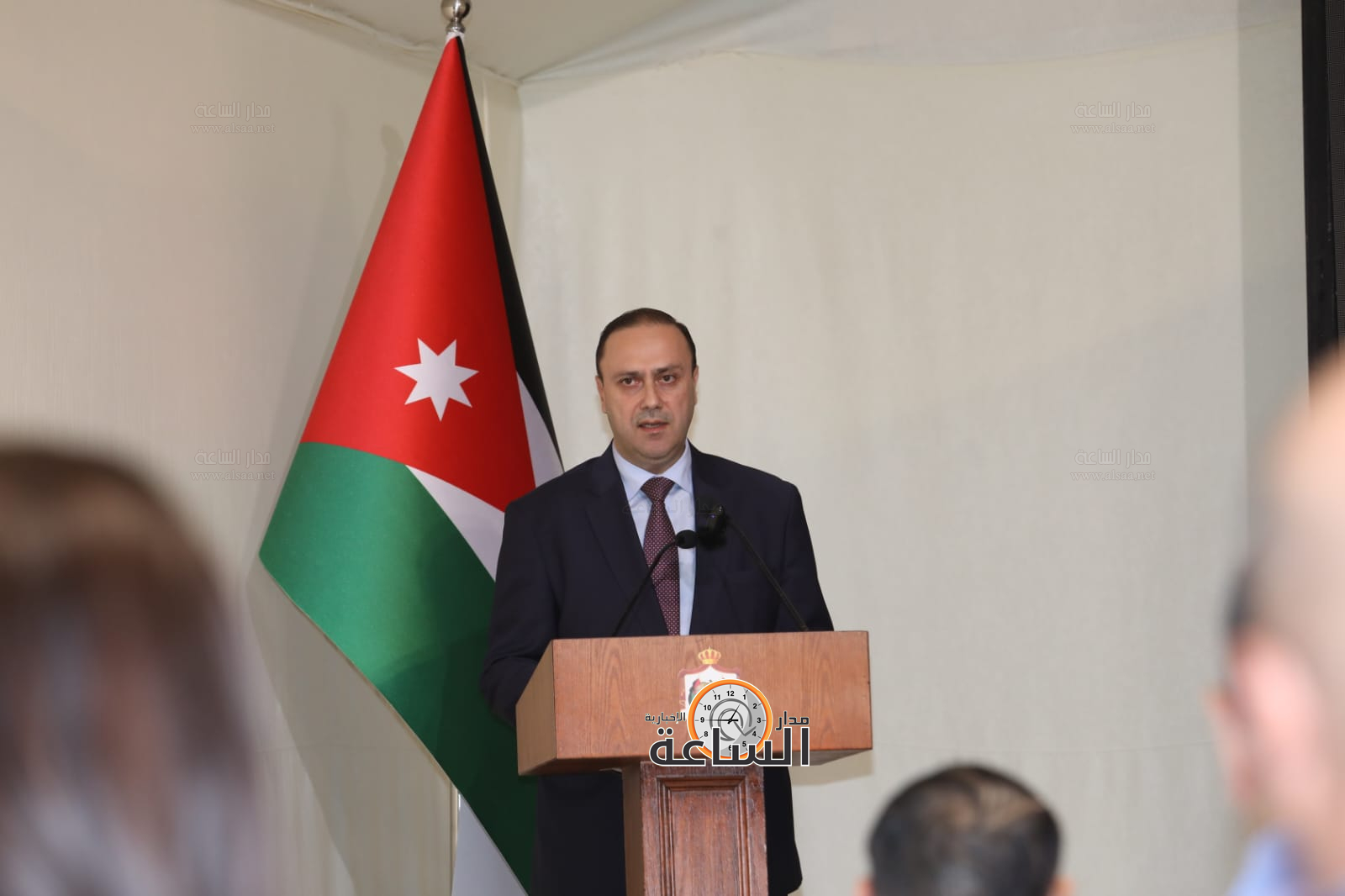 Madar Al-Saa Images 0.37896285585454237