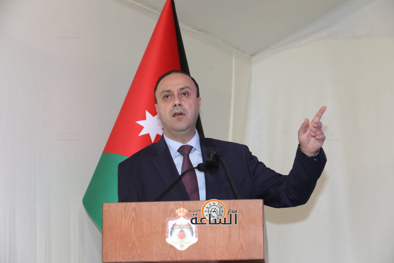 Madar Al-Saa Images 0.47875084260920153