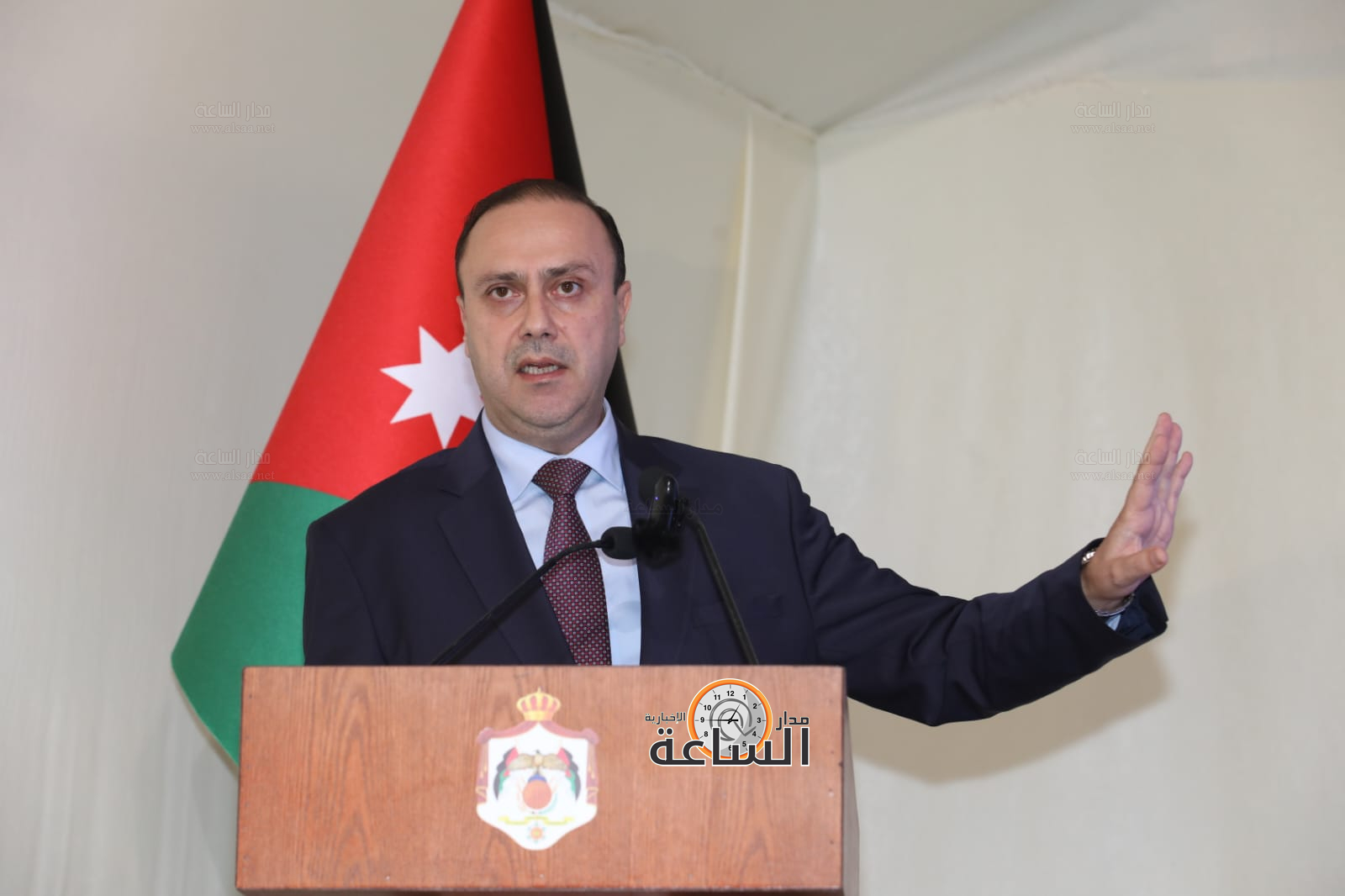 Madar Al-Saa Images 0.09707241297127922