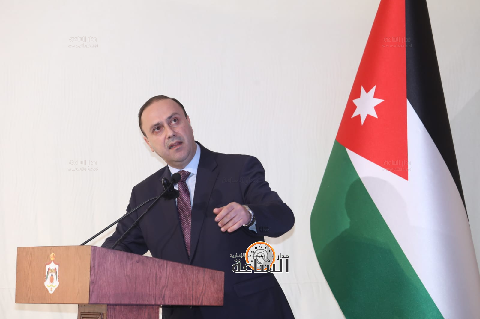 Madar Al-Saa Images 0.12699929495719098