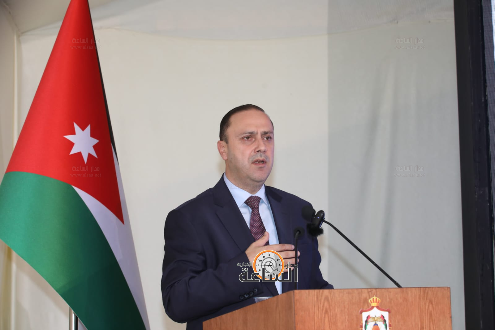 Madar Al-Saa Images 0.4378454191489183