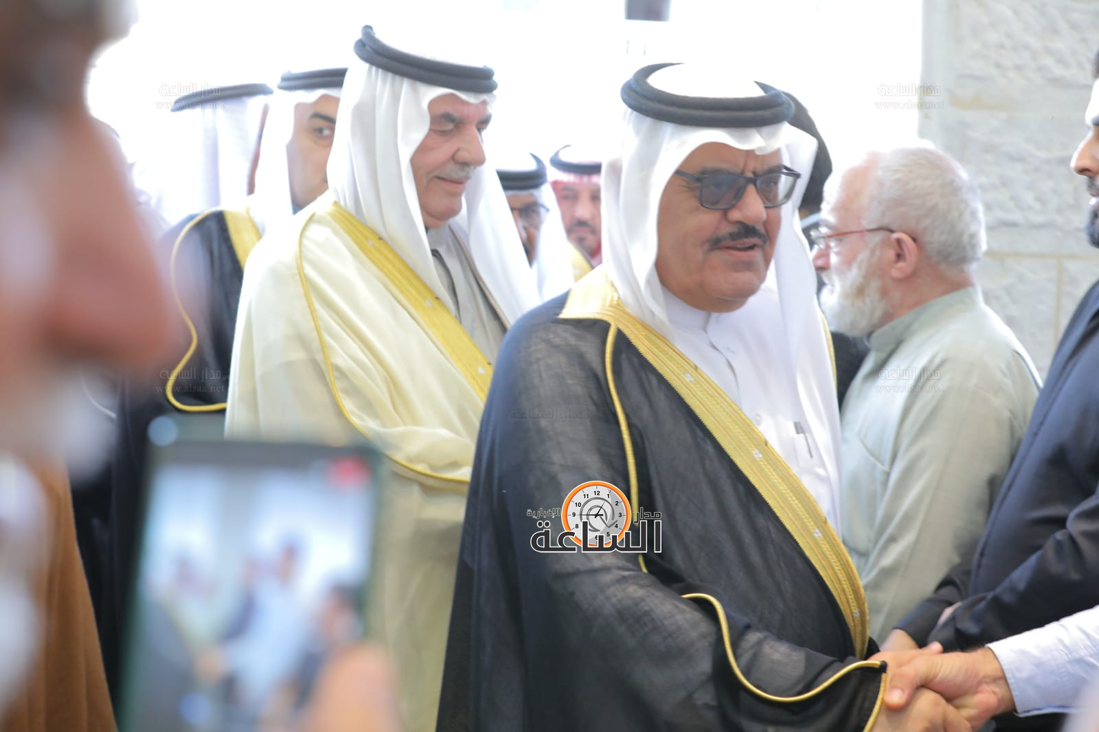 Madar Al-Saa Images 0.3511477456788592