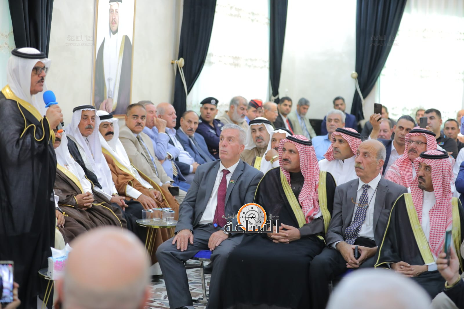 Madar Al-Saa Images 0.4962859681487737