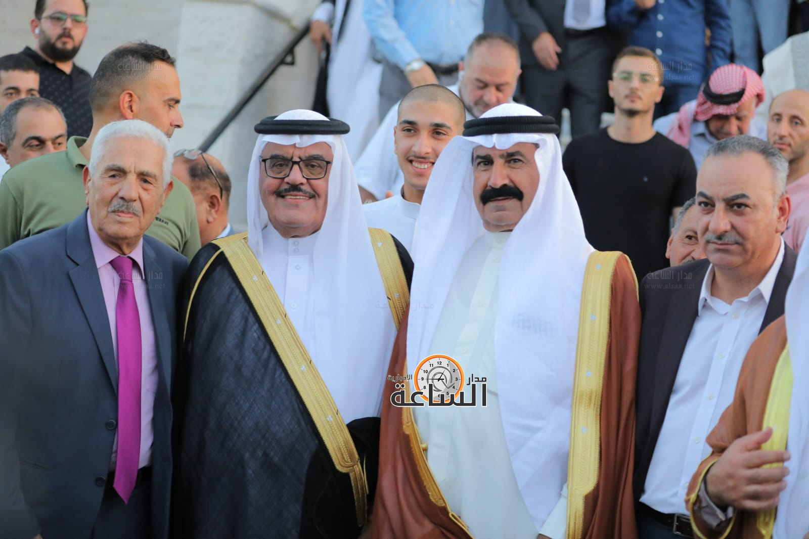 Madar Al-Saa Images 0.4882710408570923