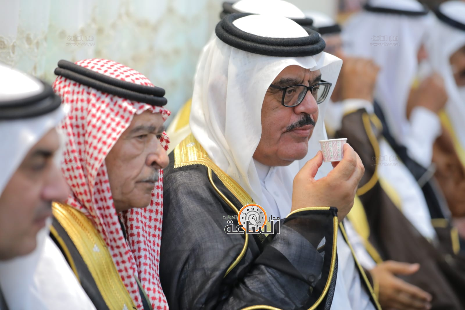 Madar Al-Saa Images 0.8182739029425992