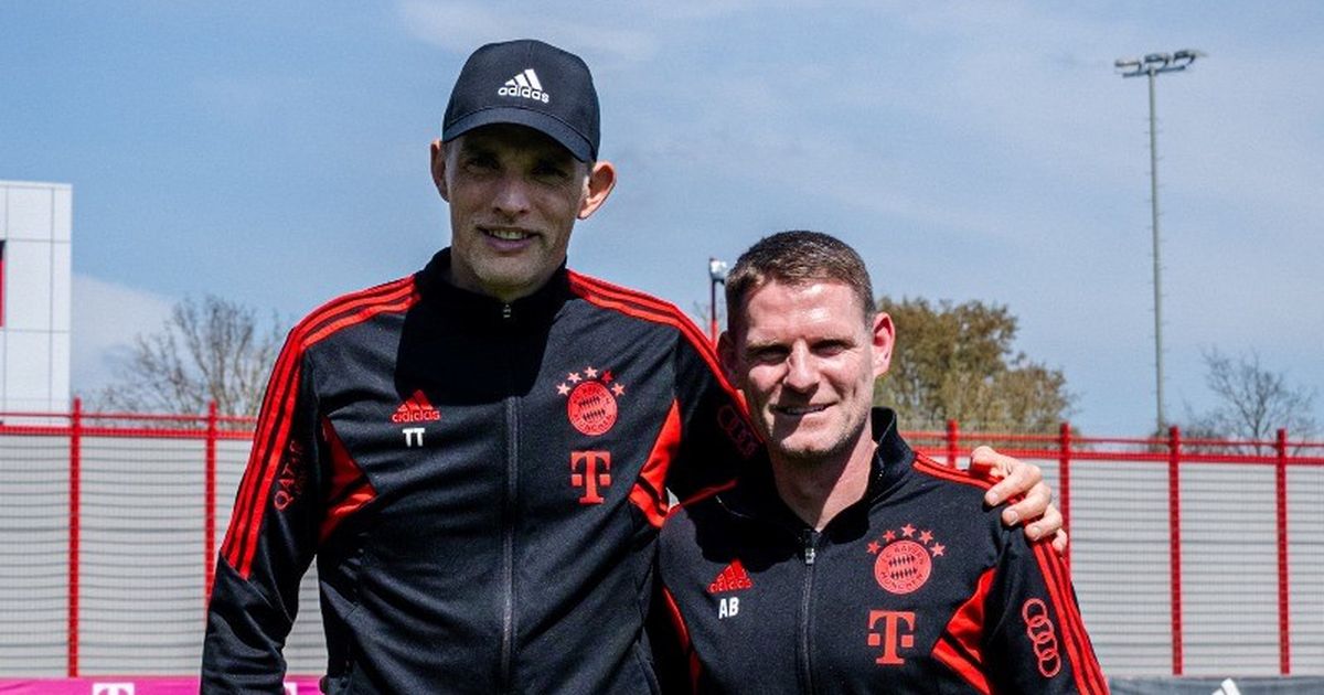 المدرب الإنجليزي أنتوني باري