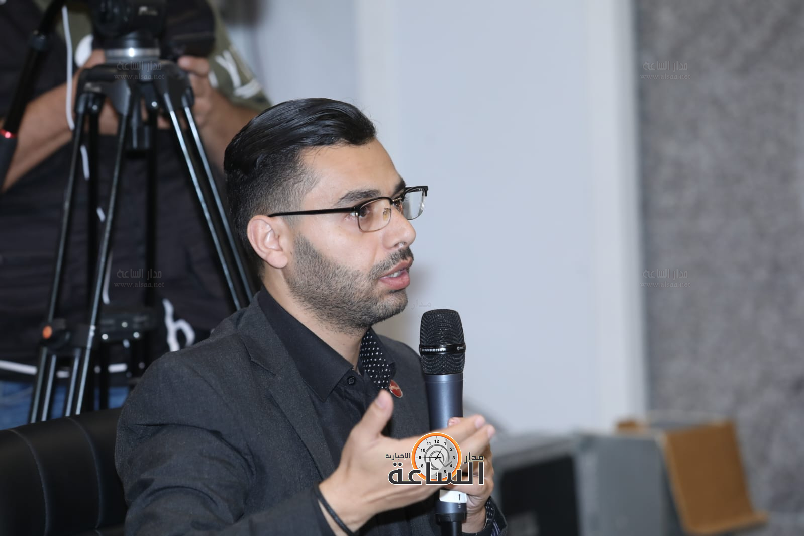 Madar Al-Saa Images 0.6430149633363071