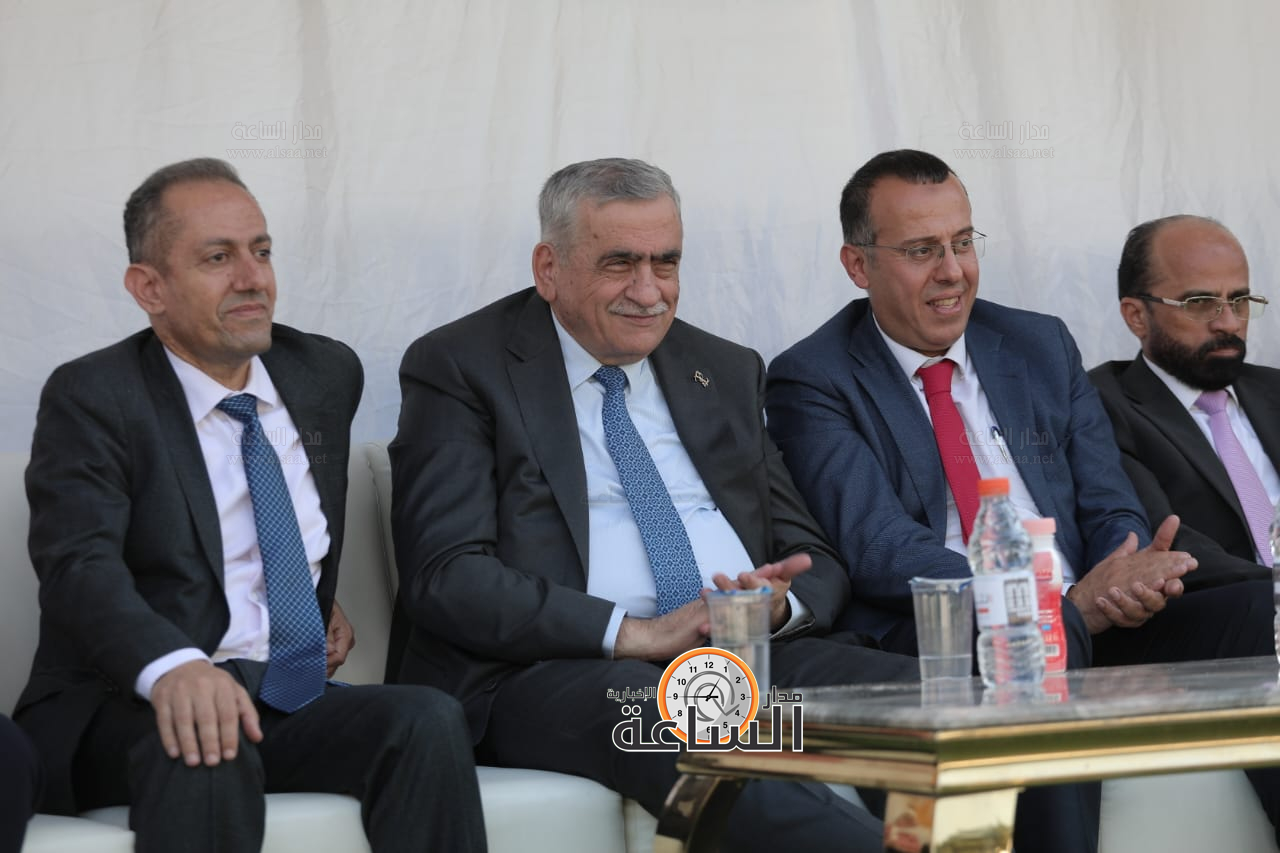 Madar Al-Saa Images 0.426645693917443