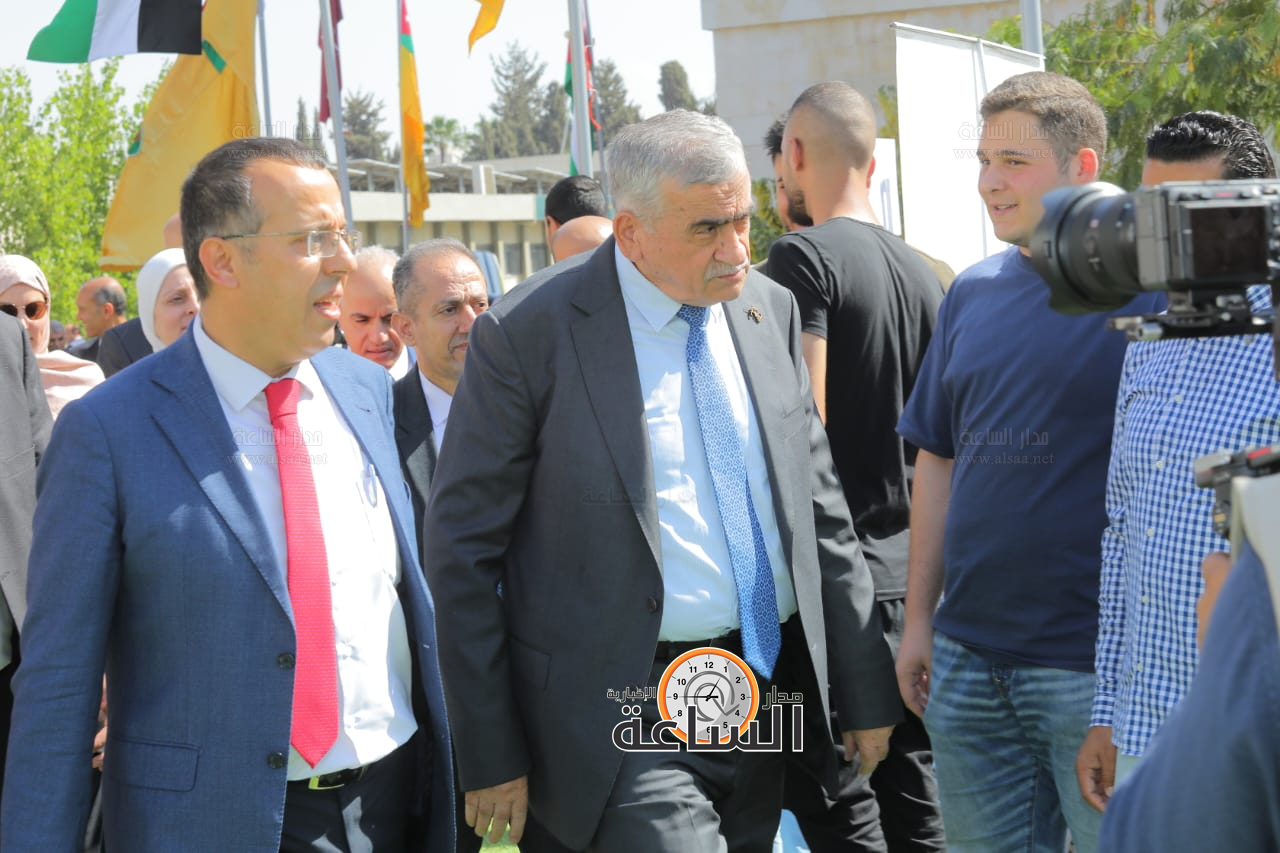 Madar Al-Saa Images 0.6954215788585973