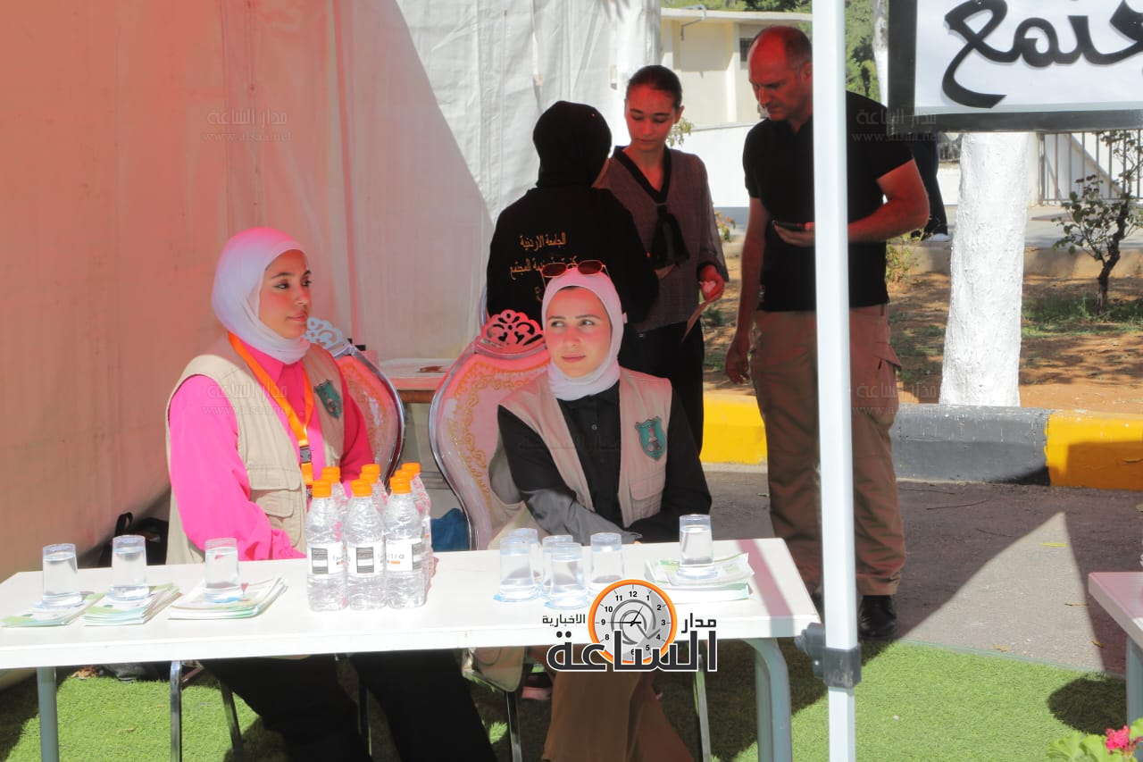 Madar Al-Saa Images 0.6363932366763705