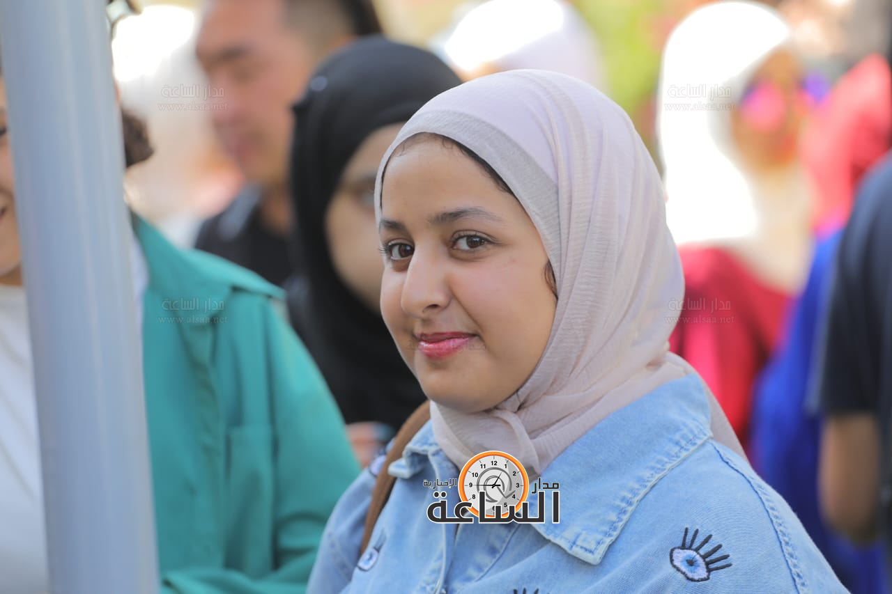 Madar Al-Saa Images 0.007404641066701911