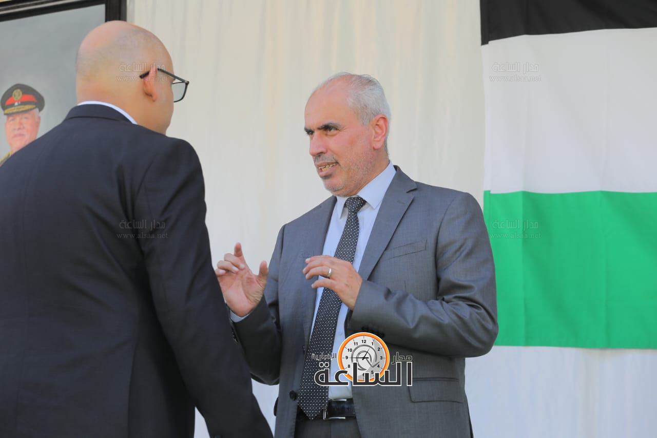 Madar Al-Saa Images 0.8406189951455094