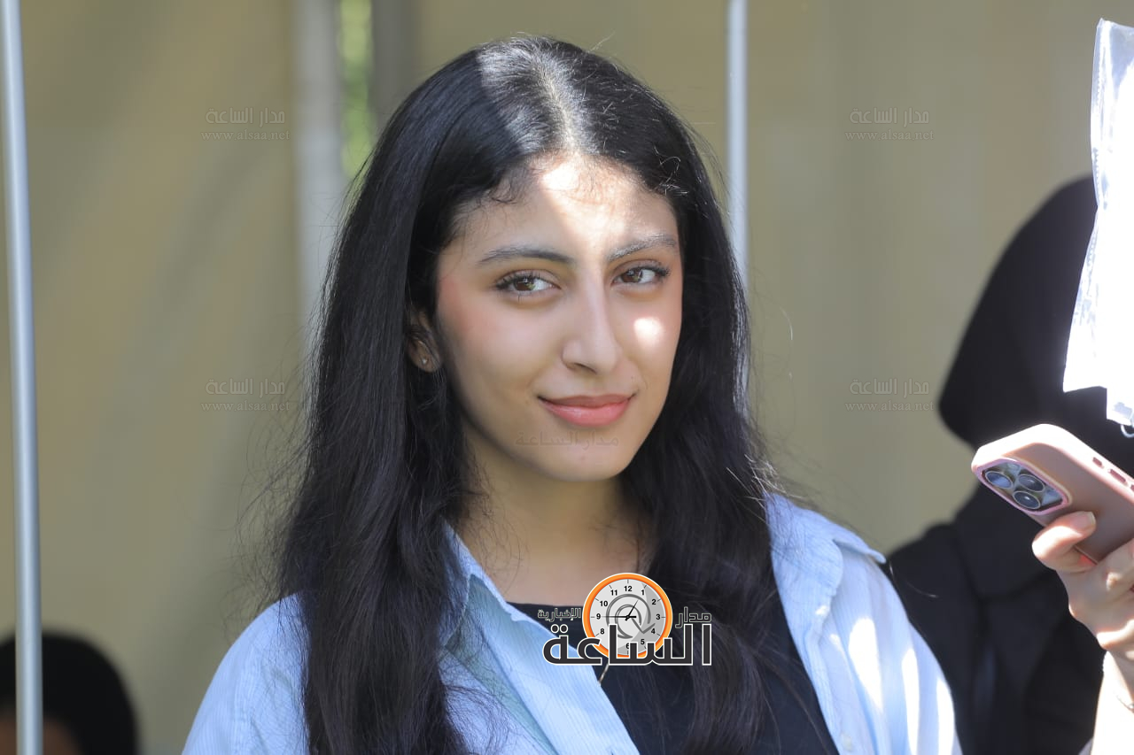 Madar Al-Saa Images 0.4976991529664392