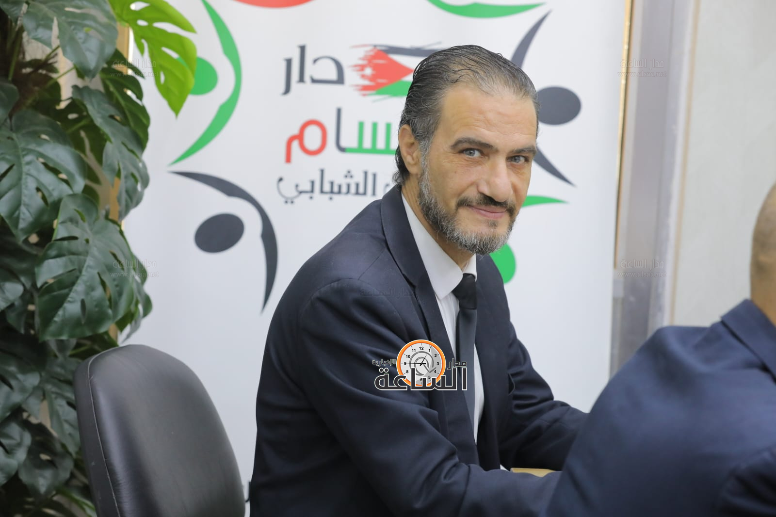 Madar Al-Saa Images 0.8229126287318587