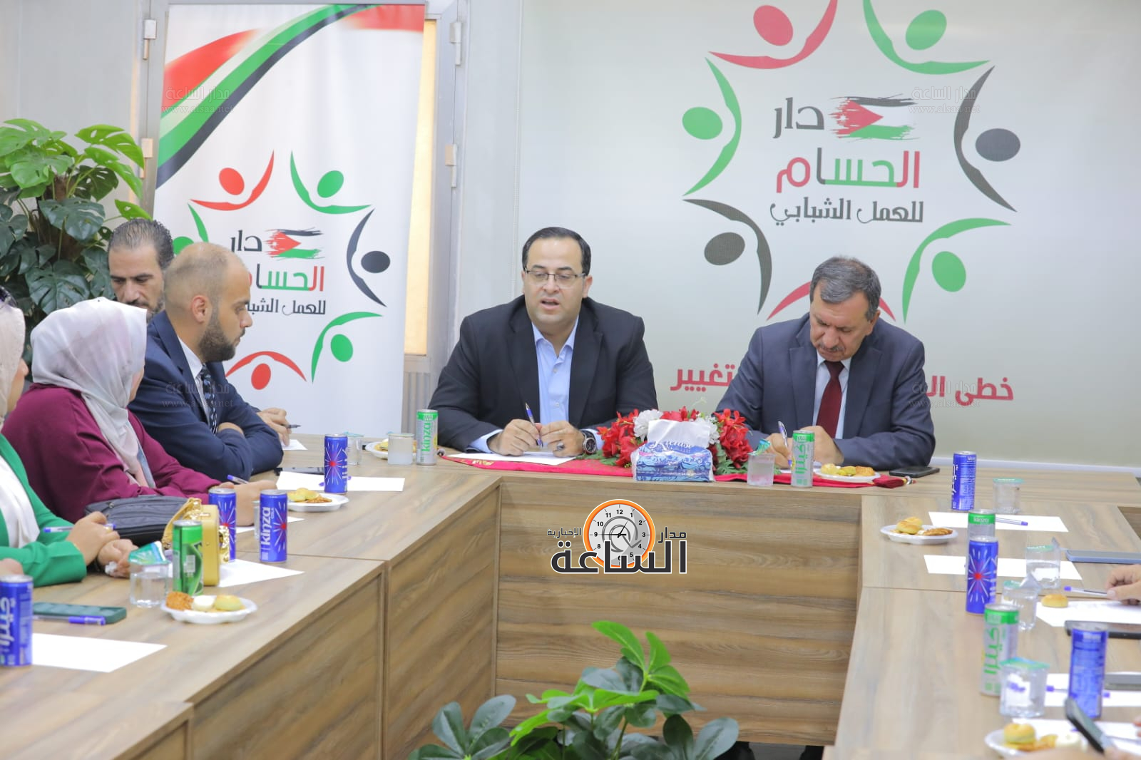 Madar Al-Saa Images 0.5441382459807107