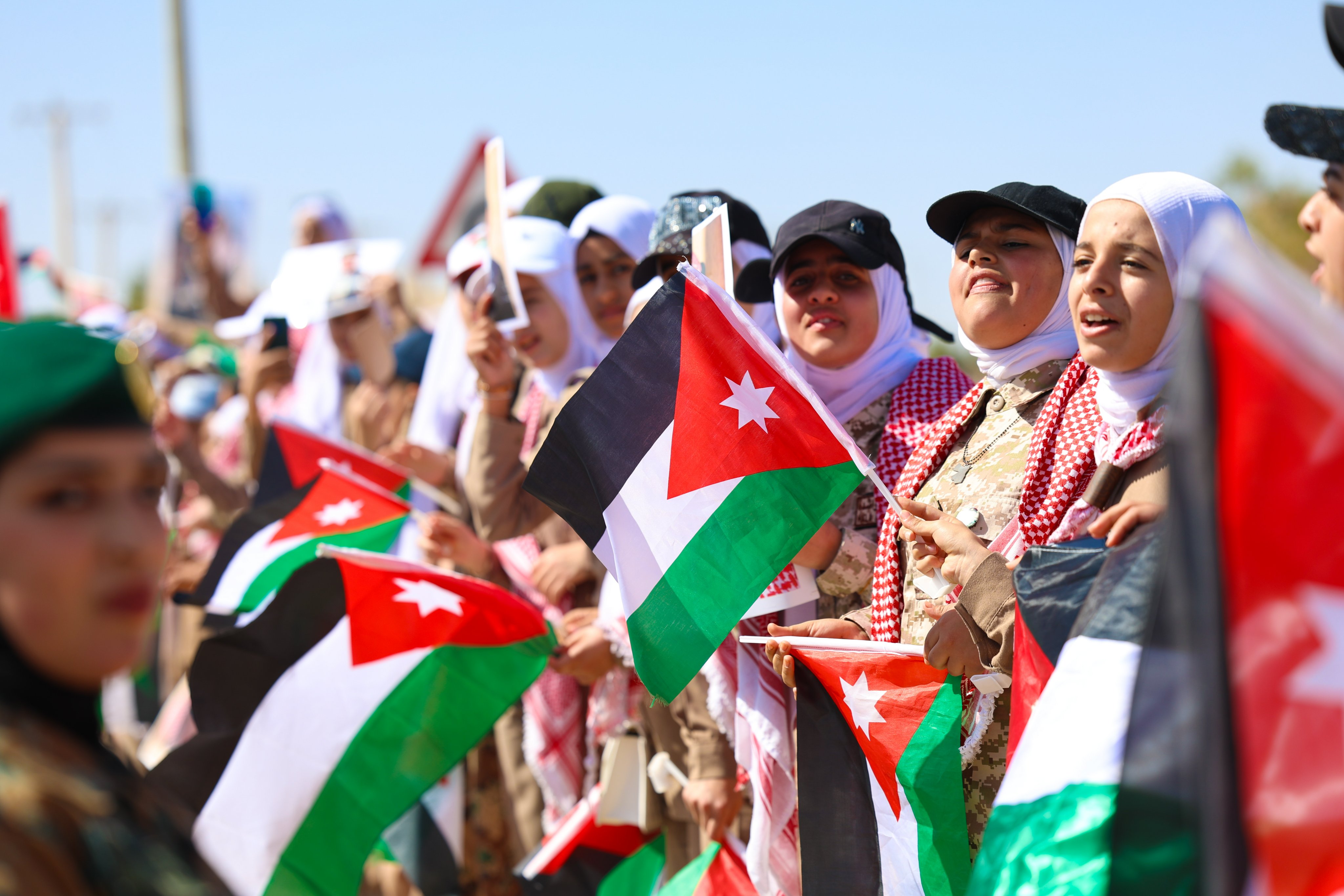 Madar Al-Saa Images 0.324783258405714