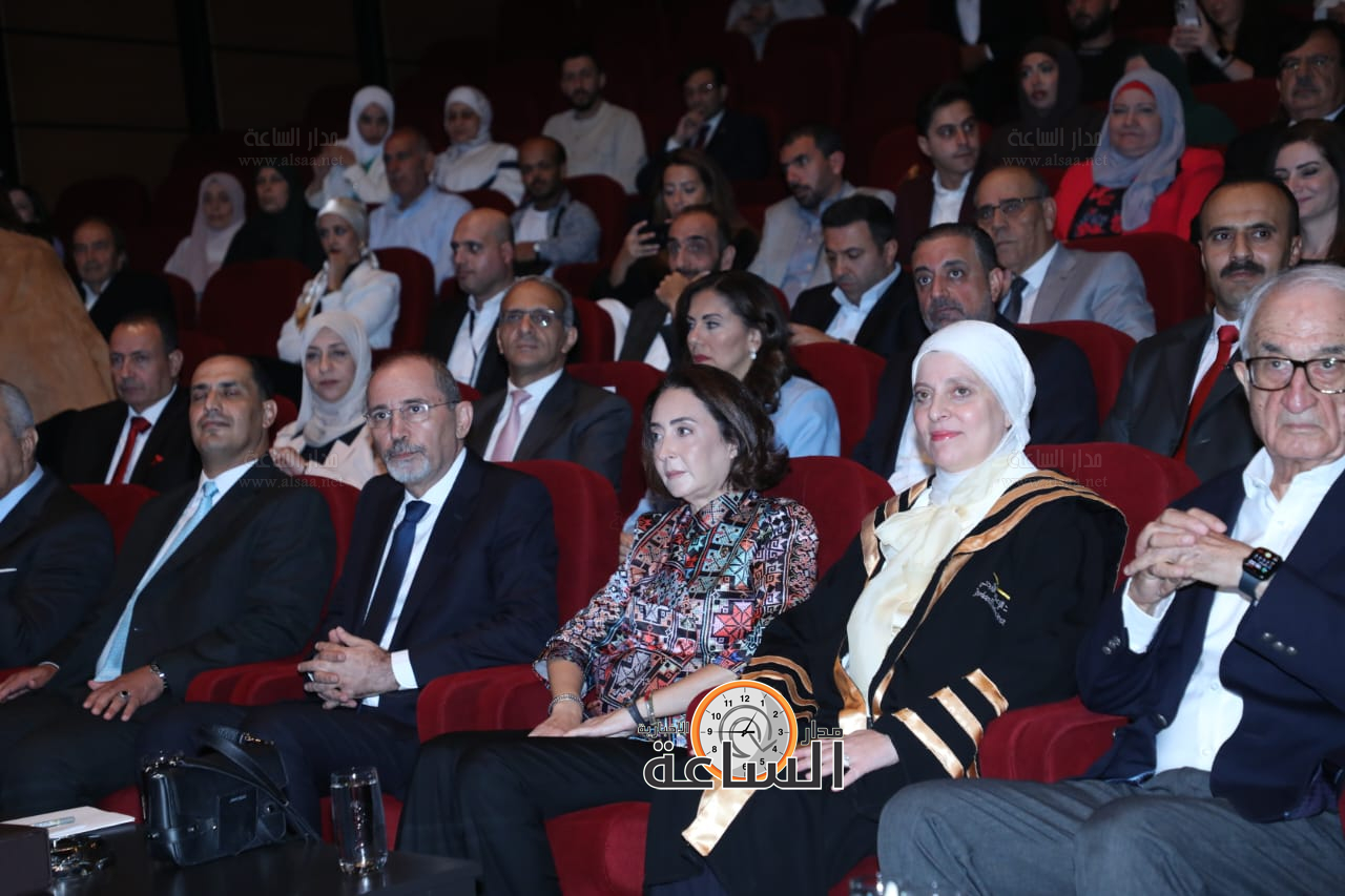 Madar Al-Saa Images 0.36670853956974225