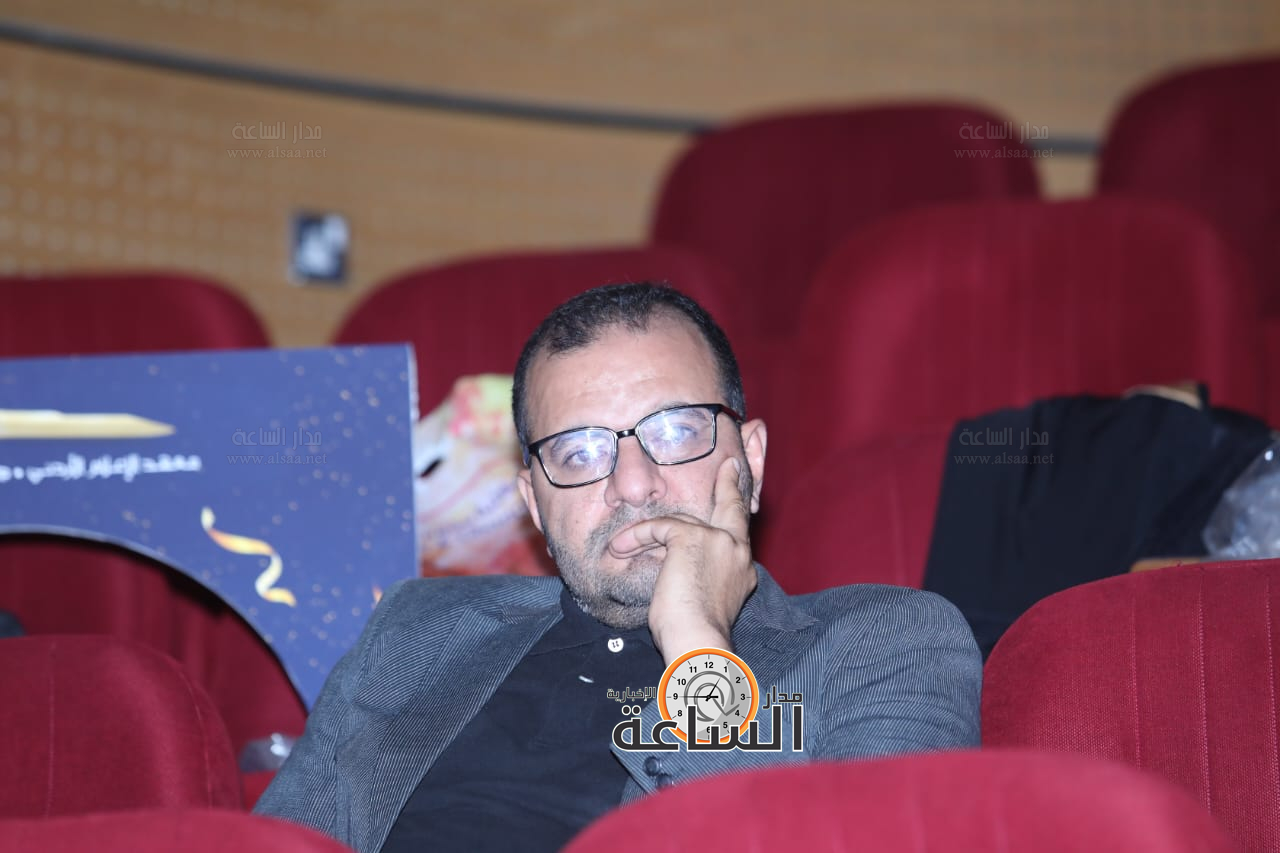 Madar Al-Saa Images 0.42099322180945187