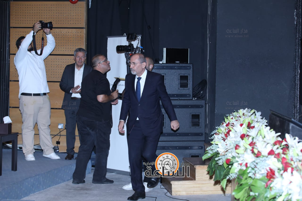 Madar Al-Saa Images 0.1900456174863825