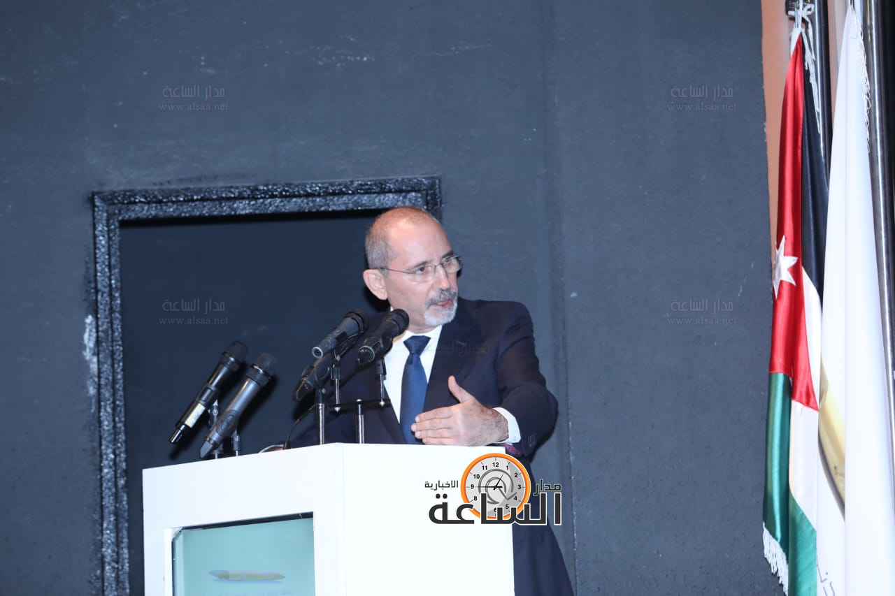 Madar Al-Saa Images 0.5436633176454411