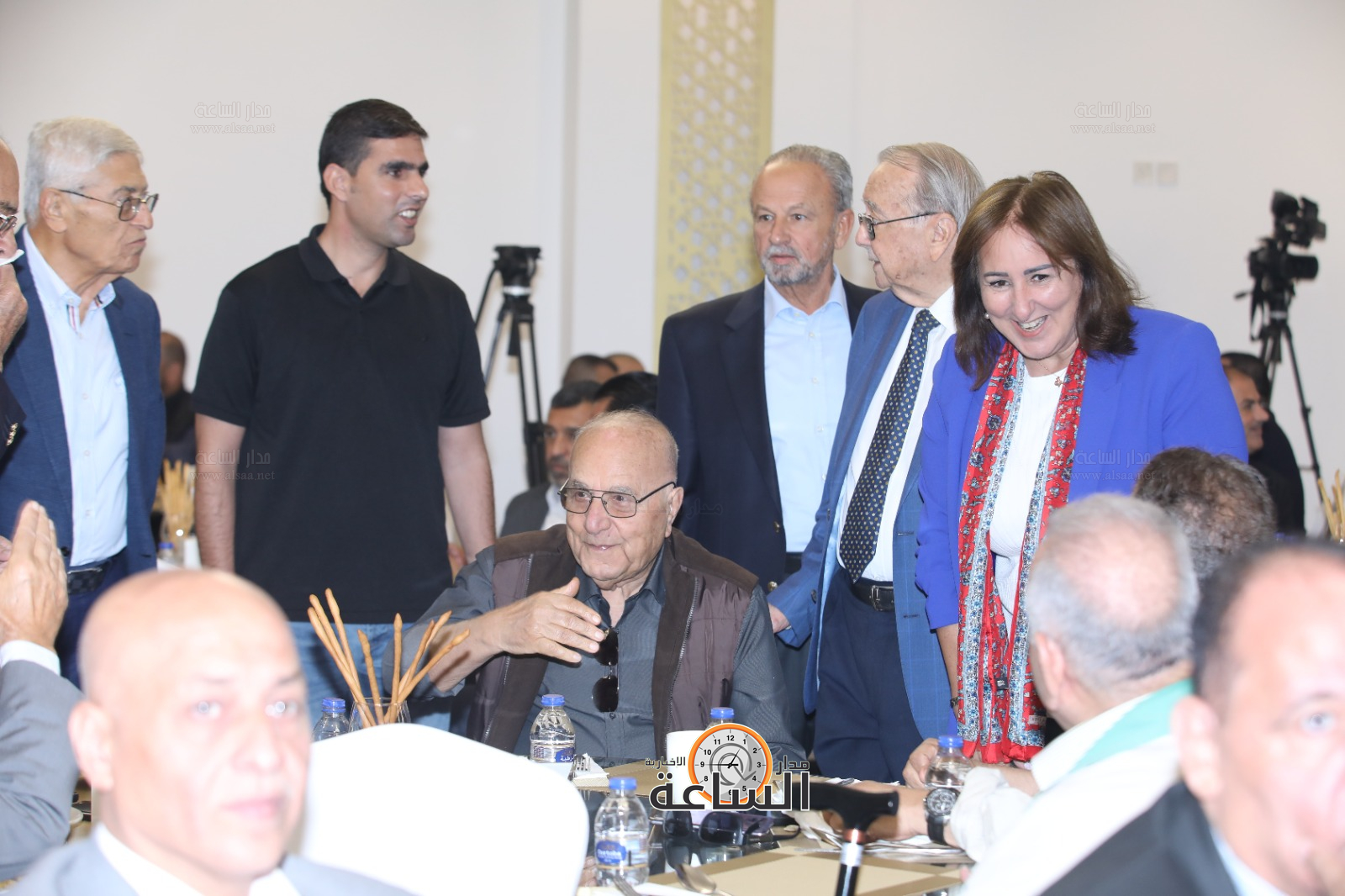 Madar Al-Saa Images 0.4415330461793765