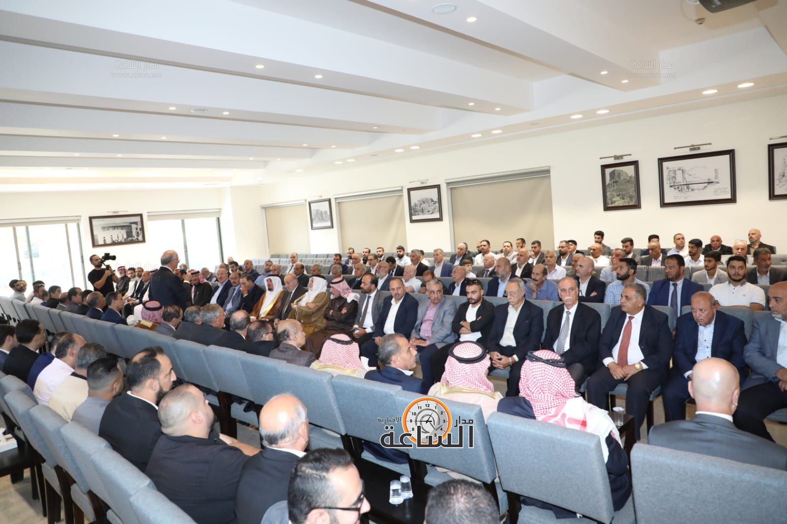 Madar Al-Saa Images 0.36682375356650576