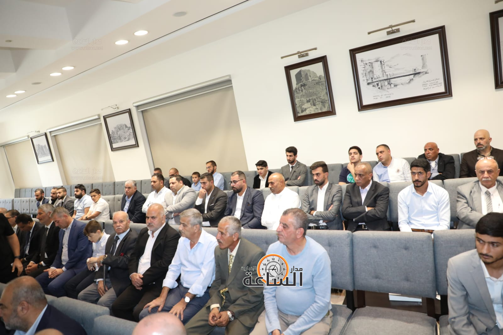 Madar Al-Saa Images 0.37441370183025846