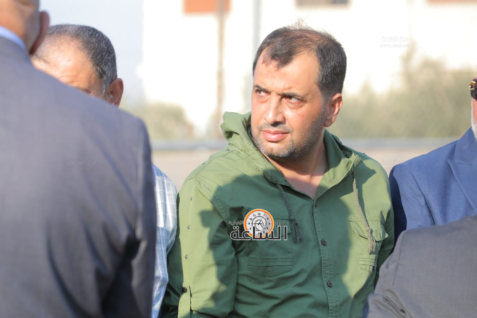 Madar Al-Saa Images 0.5603066327014015