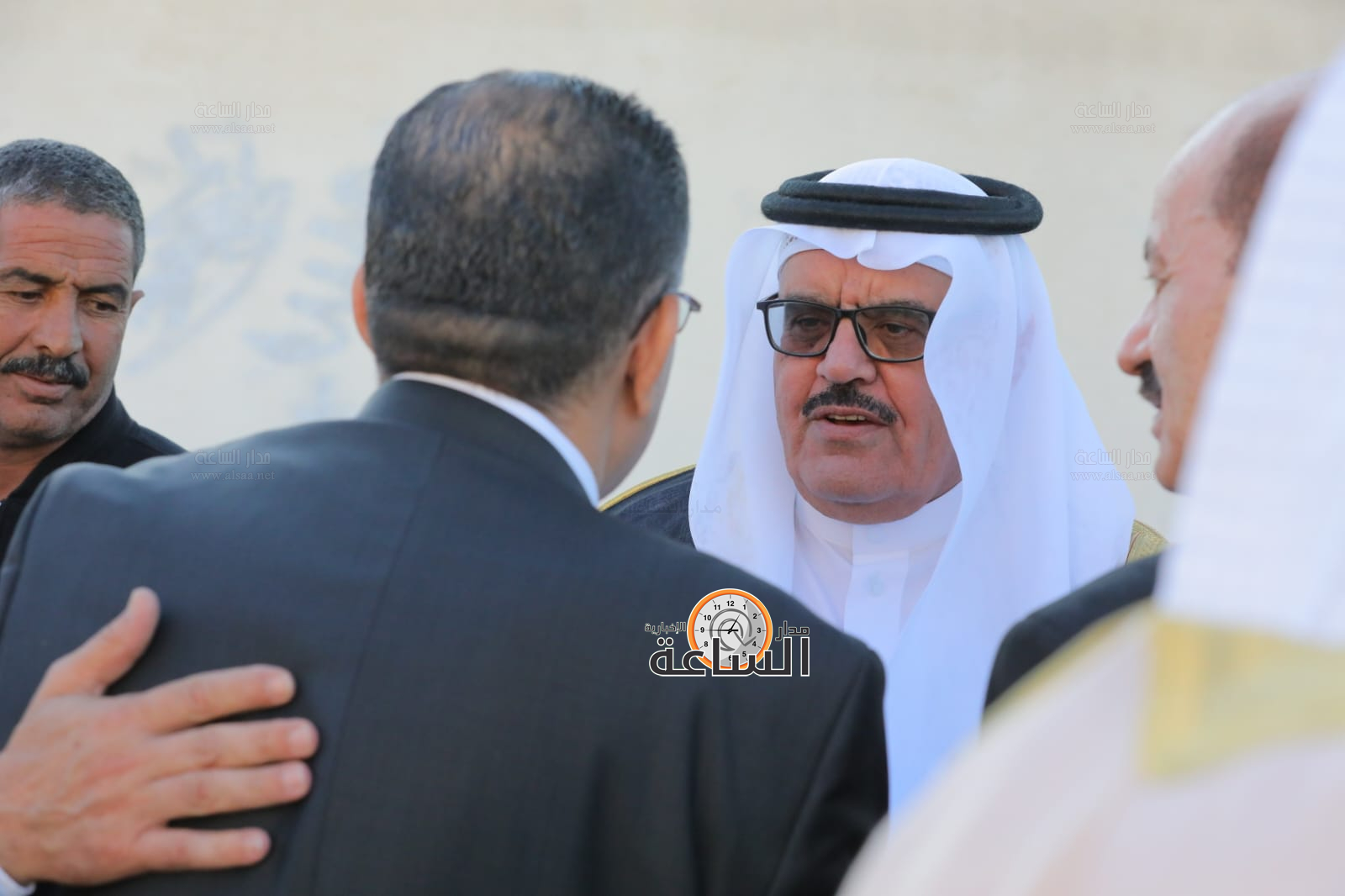 Madar Al-Saa Images 0.9990198371070473