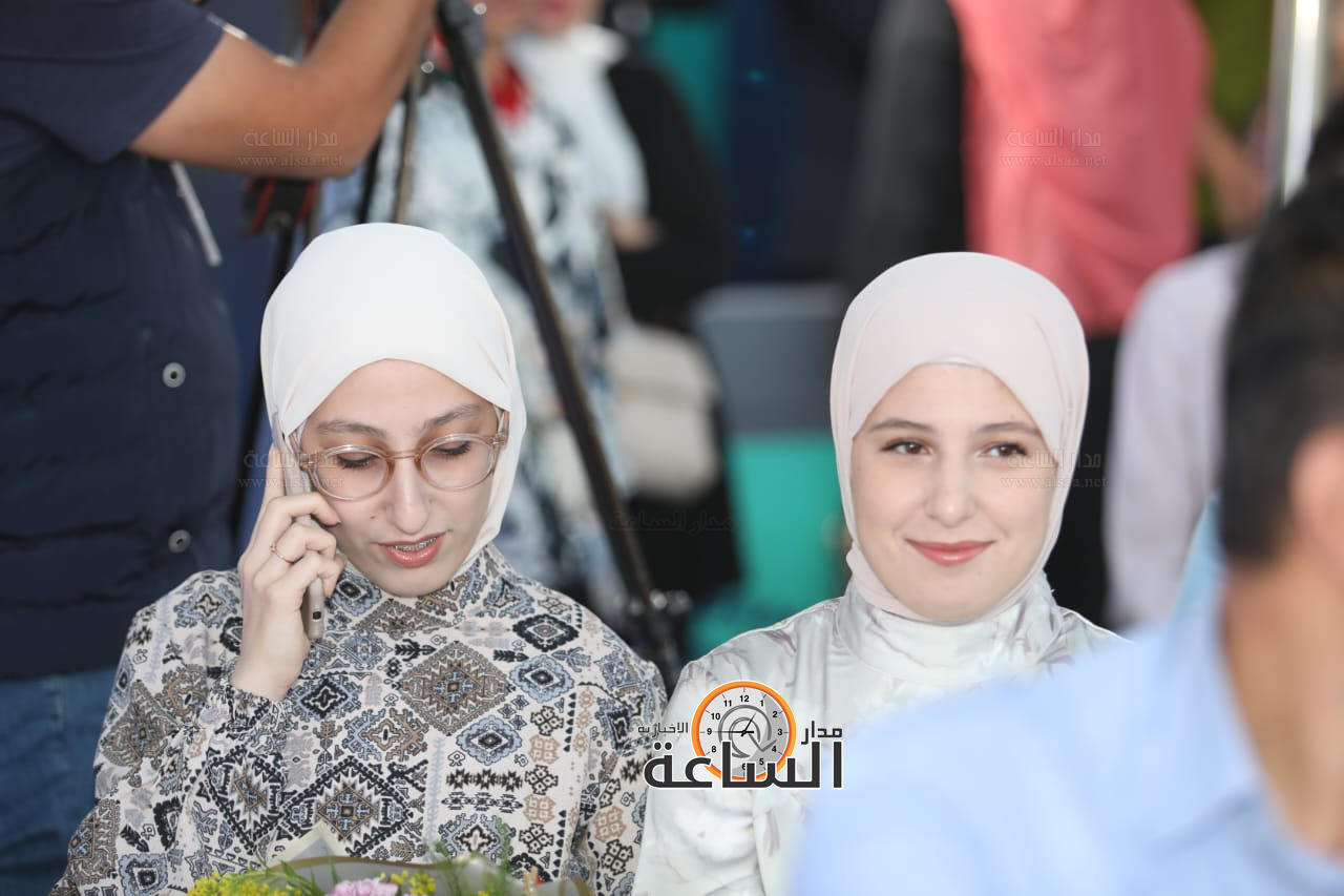 Madar Al-Saa Images 0.21804057181477376