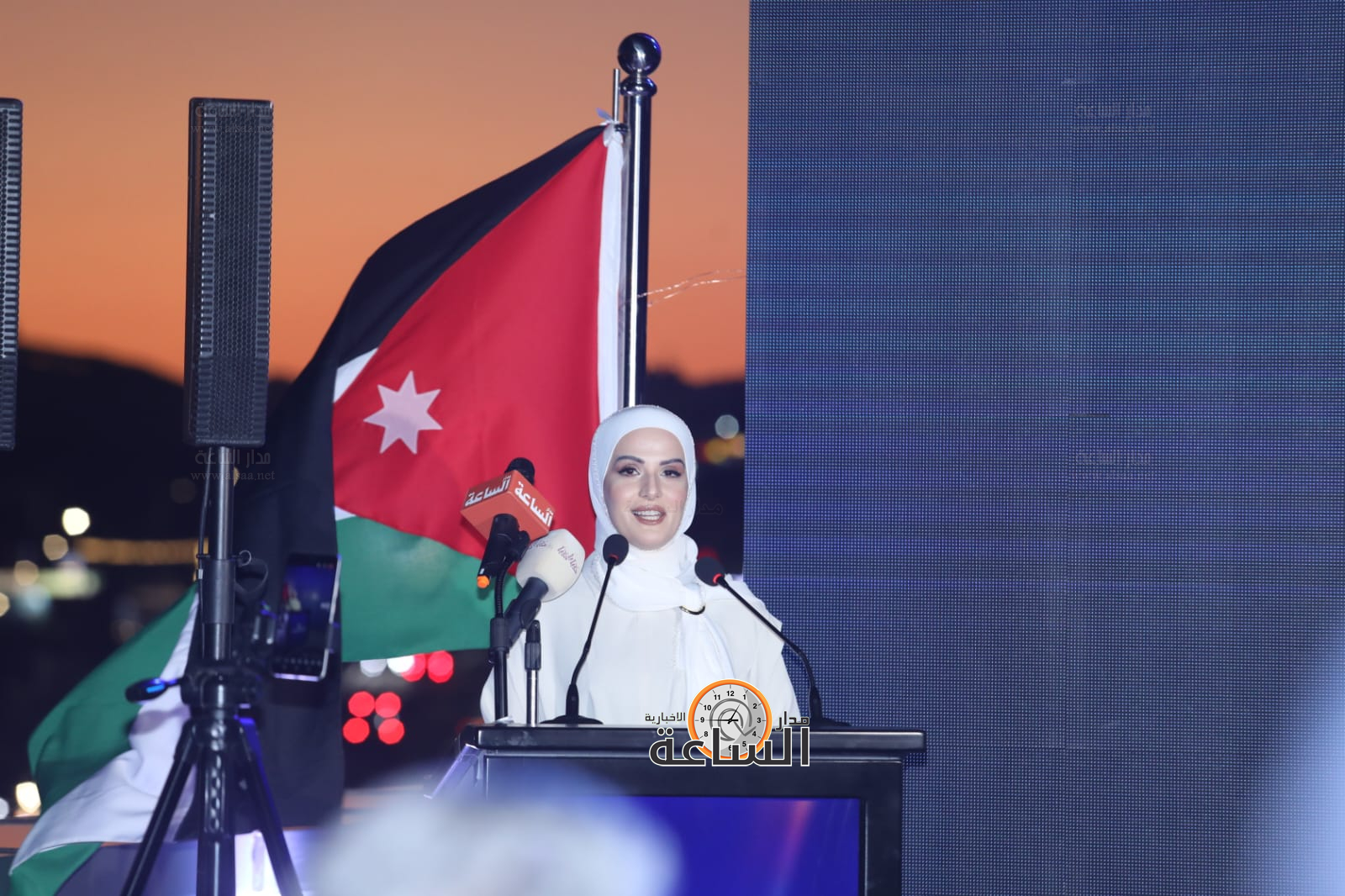 Madar Al-Saa Images 0.33313836890373305