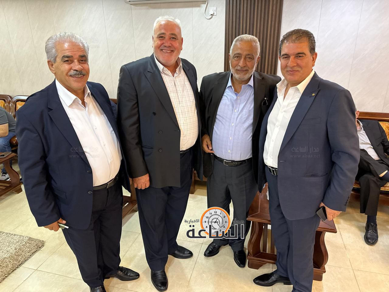 Madar Al-Saa Images 0.8799426290234829