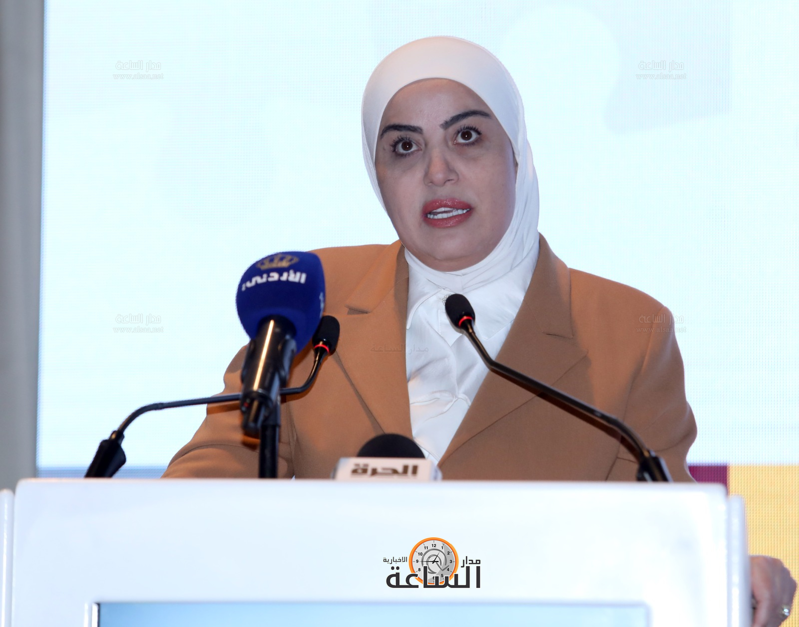 Madar Al-Saa Images 0.4245312988648282